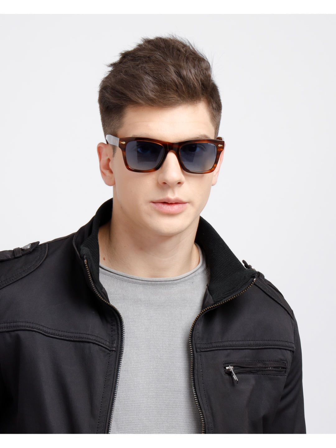 Saber Men's Polarized & UV Protection Wayfarer Sunglasses