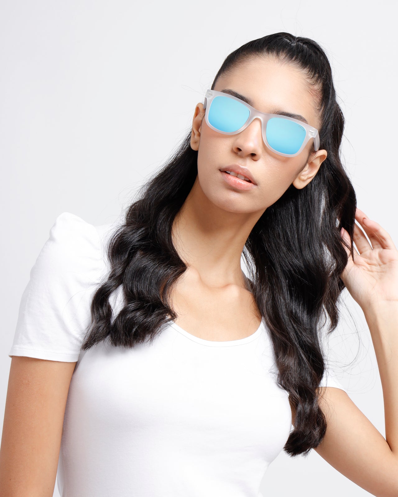 op 10142 c03 50 splendour blue unisex