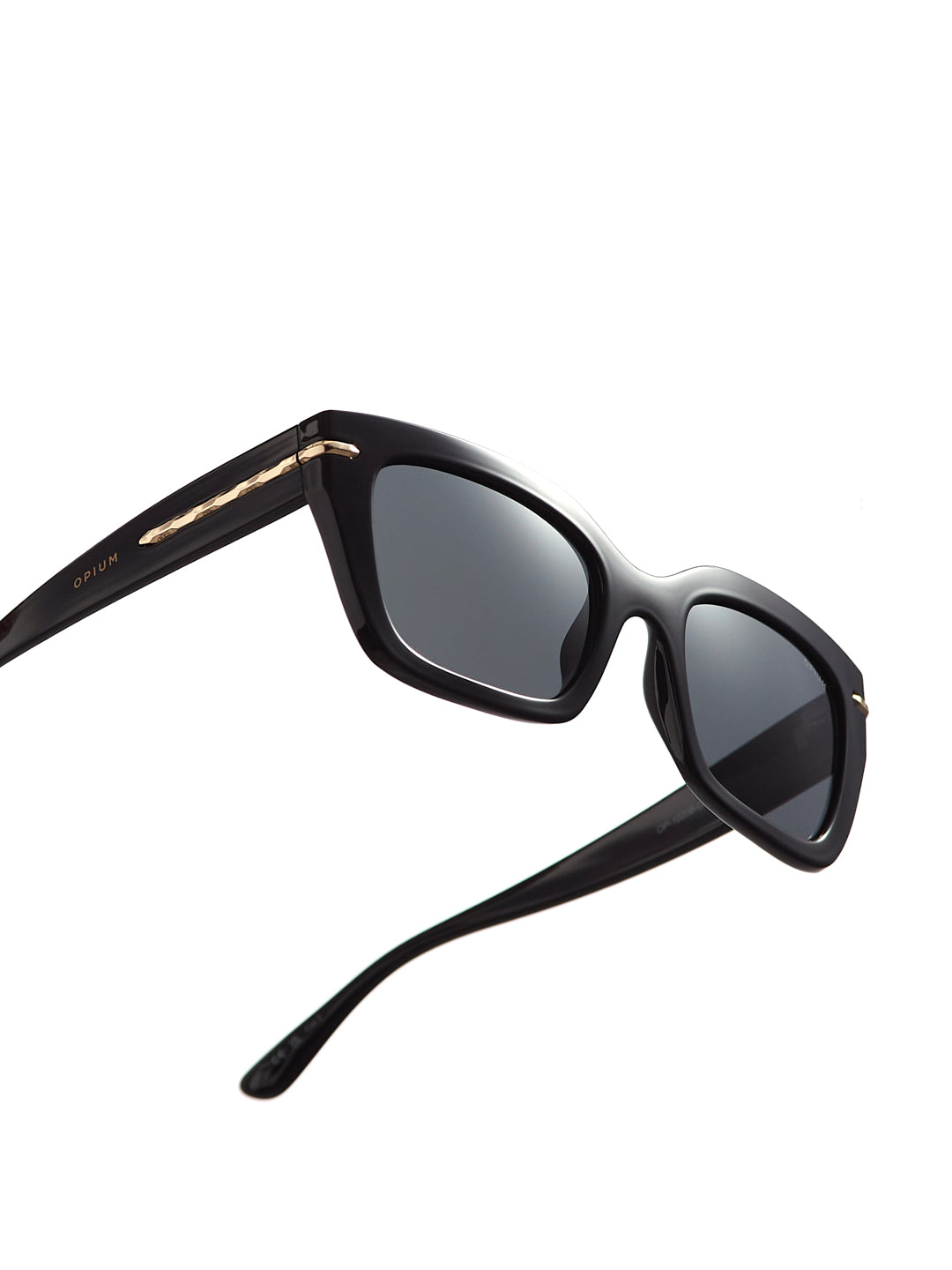 op 10206 c01 52 seraphina smoke women