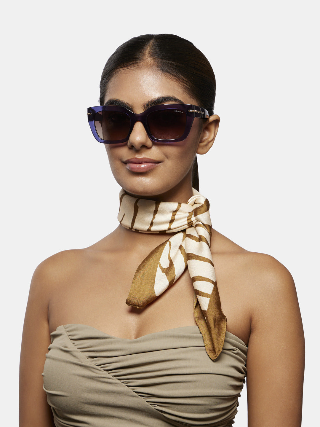 op 10206 c03 52 seraphina brown women