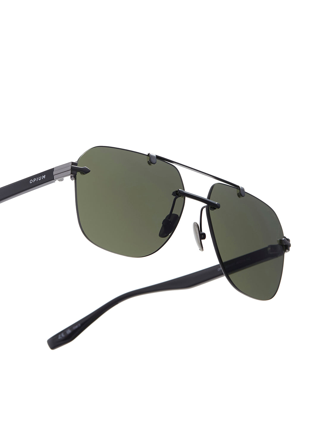 op 10303 c01 armadel green men