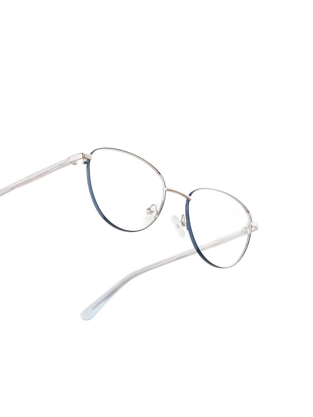 op 2667 c04 52 sophie clear women