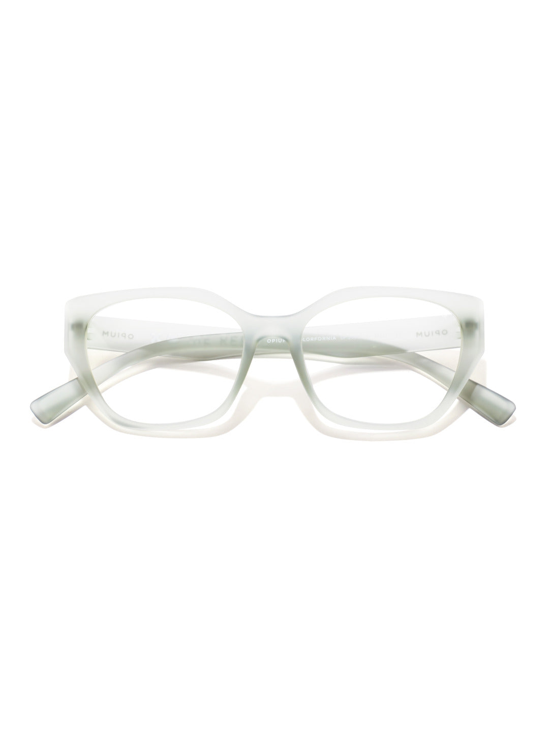 op 2699 c10 52 the rebel clear women