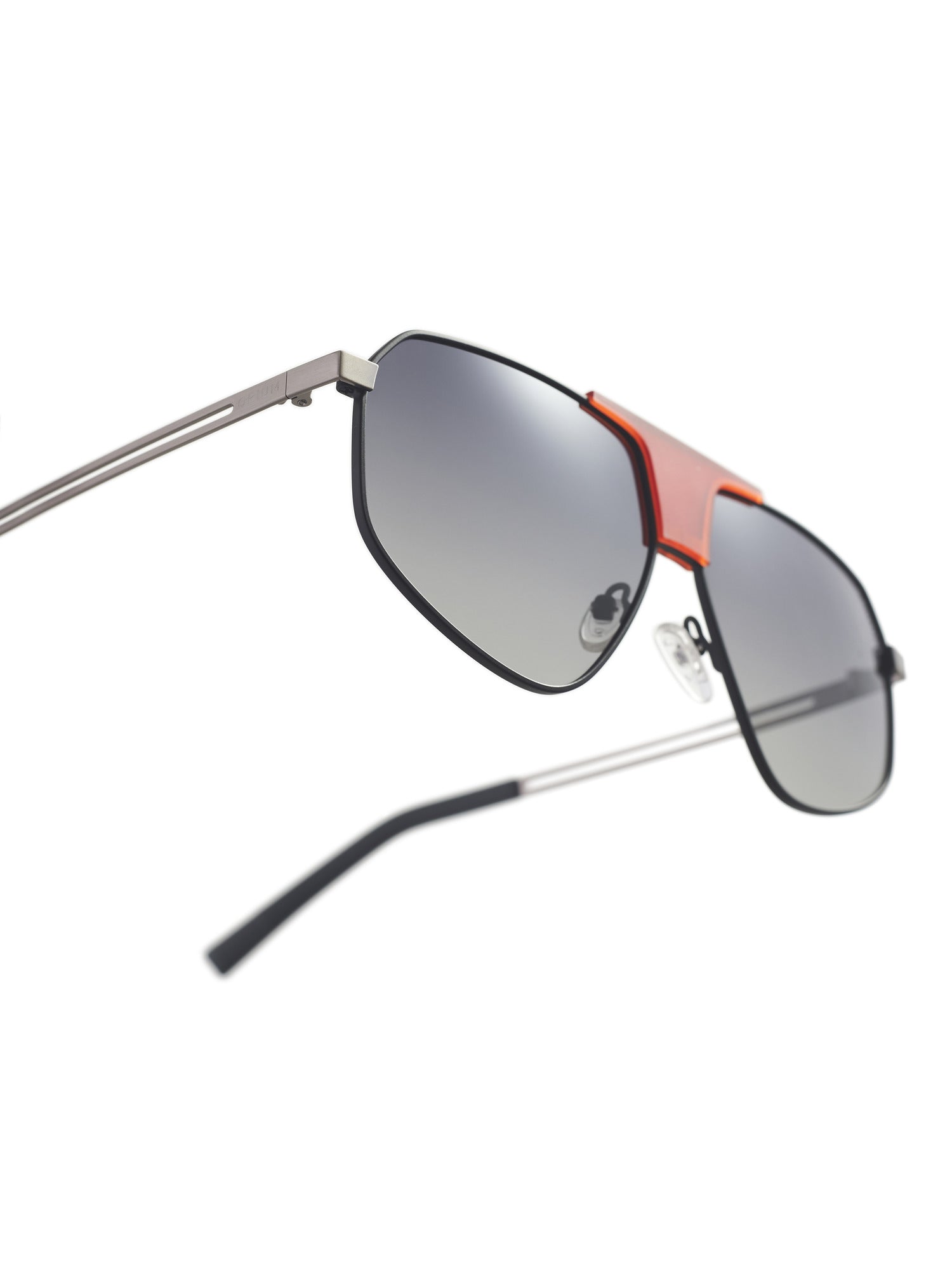 op 10132 c01 60 gorgon grey men