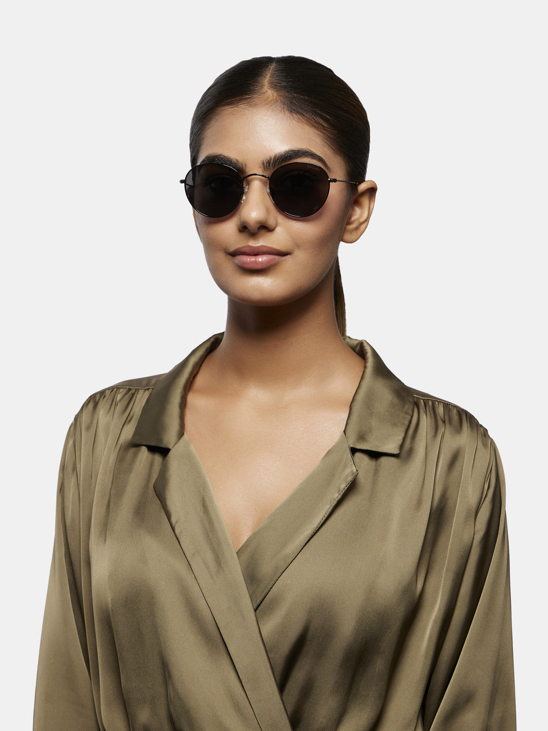 op 10273 c03 49 quest smoke unisex
